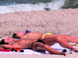 Big Tits Sexy Topless Babes Close-Up Voyeur At Beach