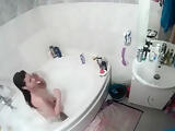 Amateur Brunette In Tub Voyeur Video